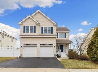 40 Tea Party Way, Malden, MA 02148