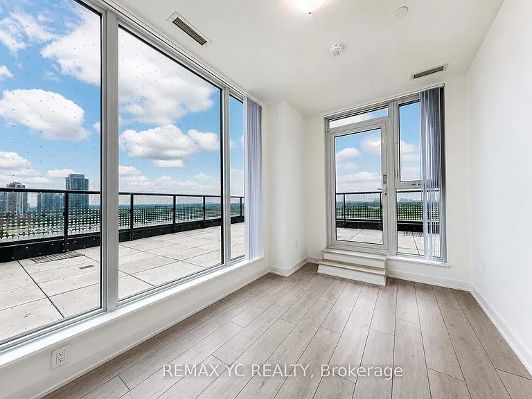 5858 Yonge St #1022 — Photo 22