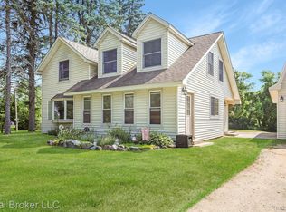 11274 Oak Rd, Otisville, MI 48463