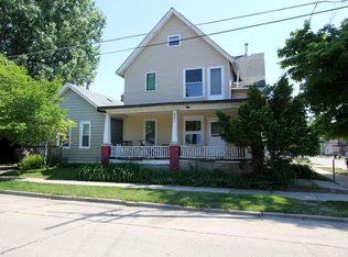 621 Saint Patrick St, Racine, WI 53402