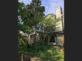 420 S 47th St, Philadelphia, PA 19143