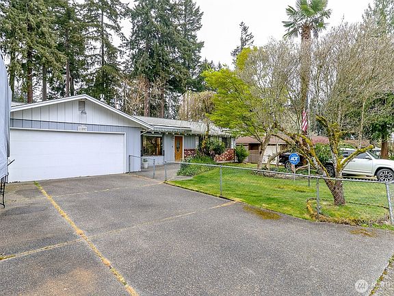 4th image of 11207 92nd Avenue Ct SW