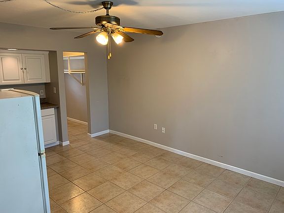 2nd image of 301 4th Ave N APT 102