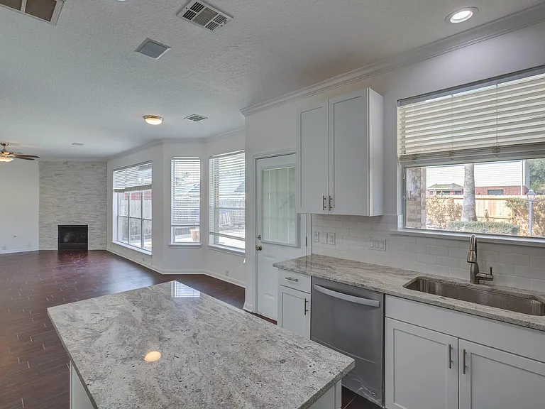 19806 Big Canyon Dr — Photo 16