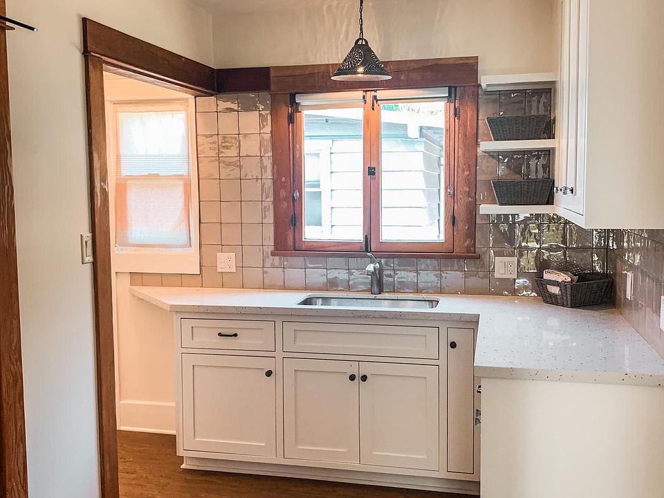 1st image of 444 S Euclid Ave #5