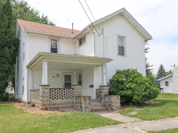 42 2nd St, Shelby, OH 44875