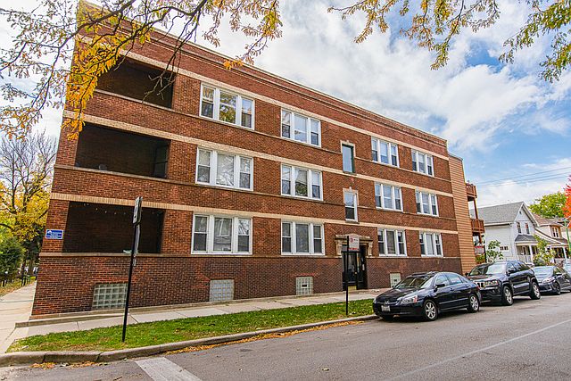 1st image of 1737 W Waveland Ave #2