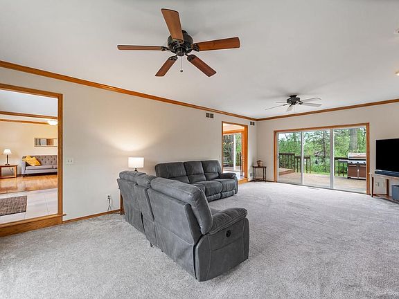 5th image of 754 Timber Ridge Drive