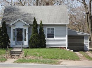 309 N Market St, Oskaloosa, IA 52577