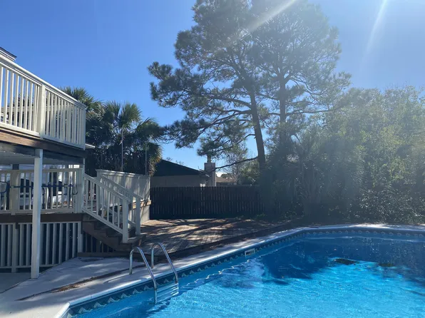 1110 Airport Rd, Destin, FL 32541