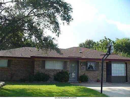 1st image of 2324 Woodward Dr