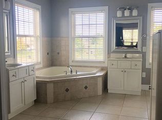 1325 Country Ln, Mt Zion, IL 62549