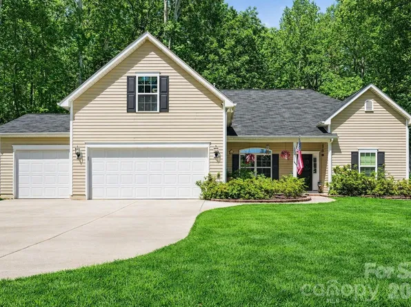 12301 Flatbush Dr, Huntersville, NC 28078