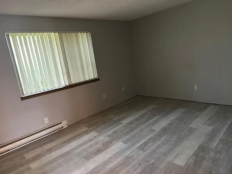 2910-2920 SW Dolph Ct — Photo 16