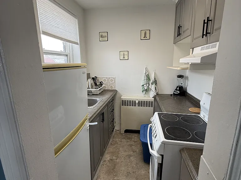 51 Queen St E #S-4 — Photo 3