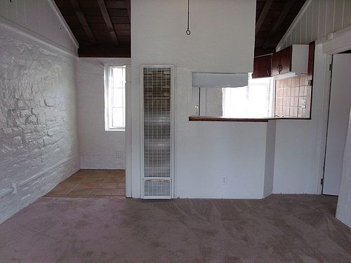 3rd image of 222 Santa Cruz Ave APT 6