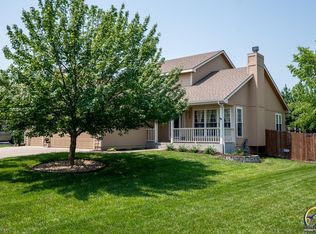 2533 SW Wexford Dr, Topeka, KS 66614