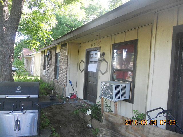 2nd image of 806 N Boston Ave