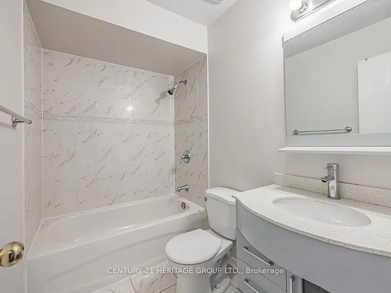 5602 Cortina Cres — Photo 14