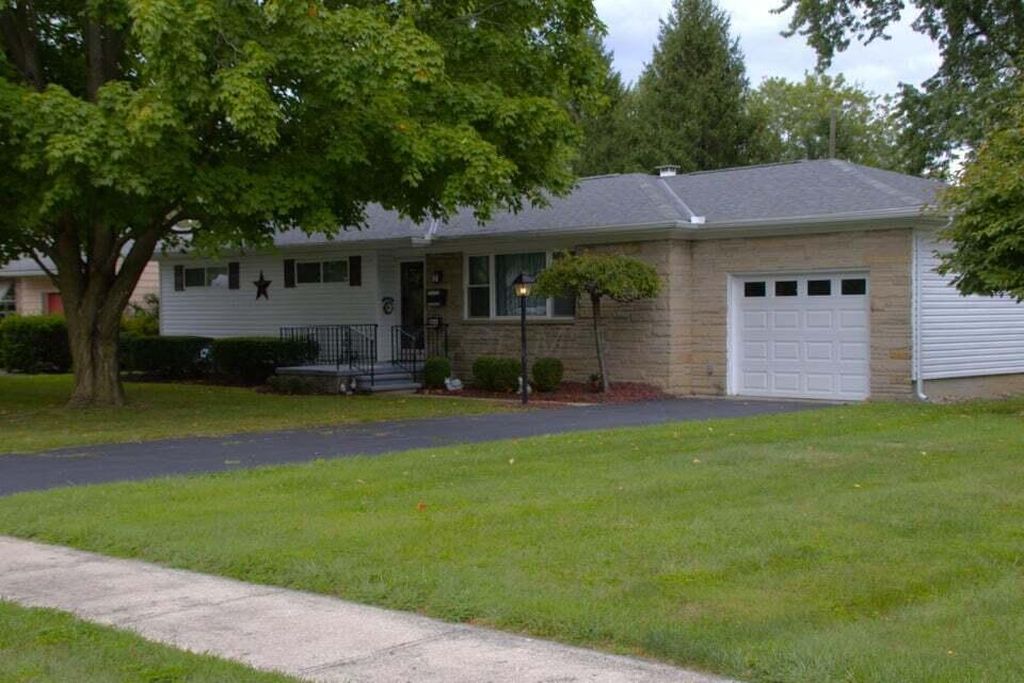 Real estate listing image