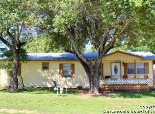 19211 D Hanis St, Lytle, TX 78052