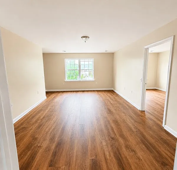3496 Linden St #UPPER — Photo 8