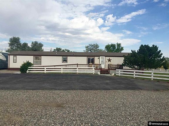 2nd image of 684 W Sunnyside Ln