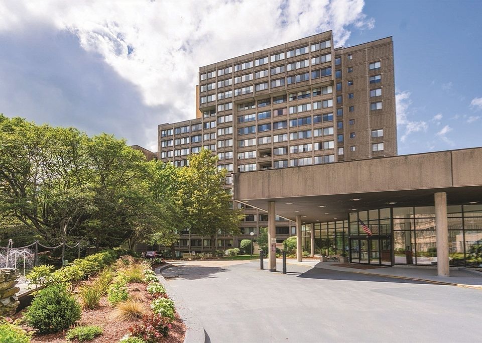 1st image of 250 Hammond Pond Pkwy APT 615N