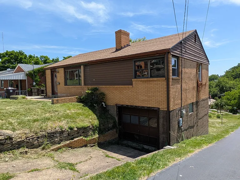 960 Agnew Rd — Photo 8