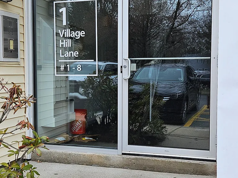 1 Village Hill Ln #4 — Photo 3