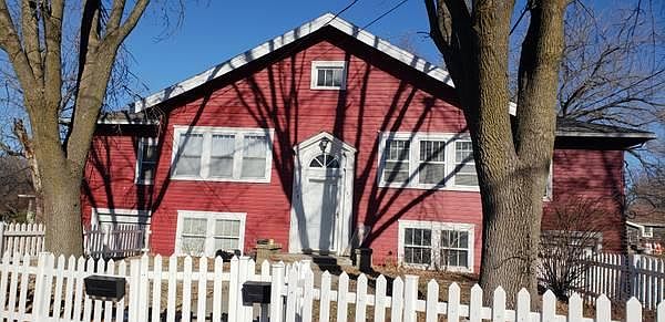 1st image of 732 Birch Dr