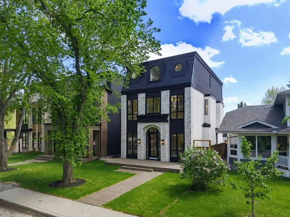 2407 N 4th Ave NW, Calgary, AB T2N 0P3