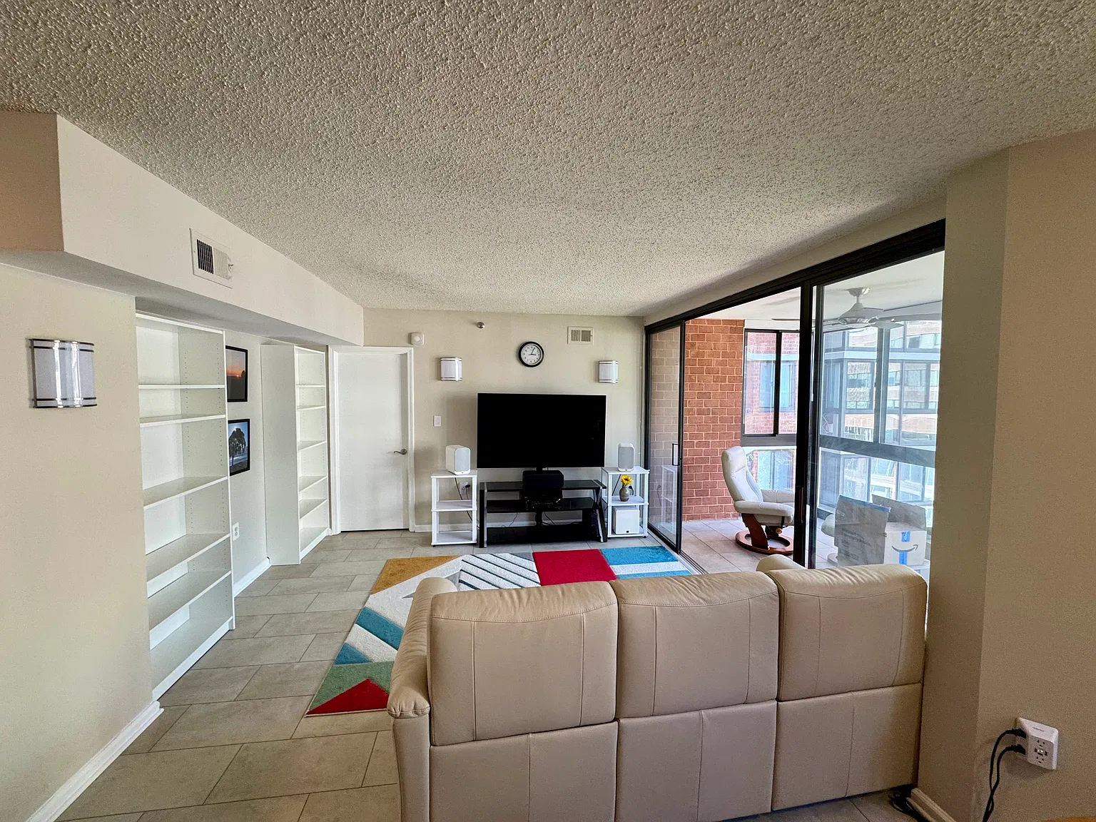 2 bed, 1170 sqft, $3,600 — Photo 4