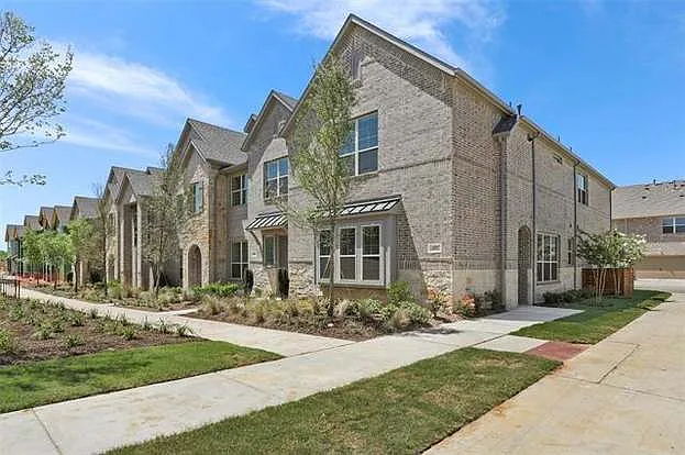 539 Cobblestone Ln — Photo 23