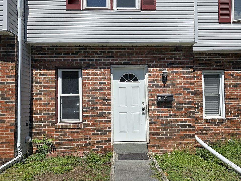 1st image of 34 North St #B