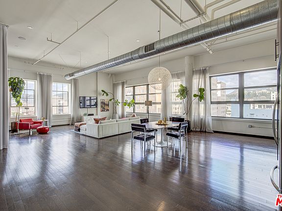 5th image of 1645 N Vine St #709