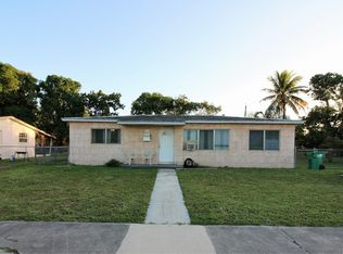 1300 NW 189th Ter, Miami Gardens, FL 33169