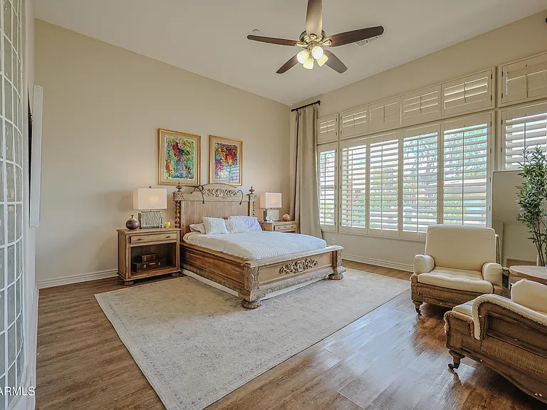 42405 N Harbour Town Ct — Photo 5