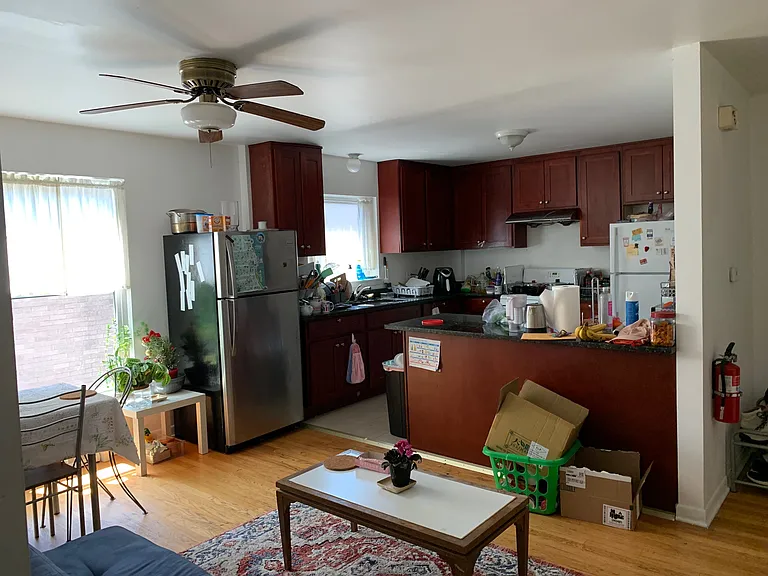 820 S Morgan St — Photo 16