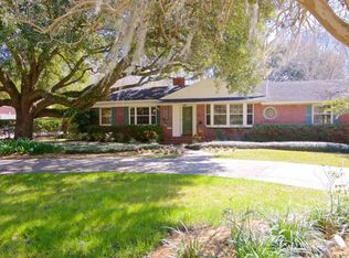 1030 Maple Ln, Jacksonville, FL 32207