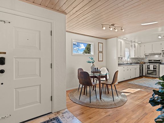 5th image of 101 La Paloma St