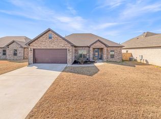 5900 Rope Trl, Jacksonville, AR 72076
