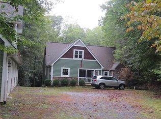 310 Riverwood Dr E, Burnsville, NC 28714
