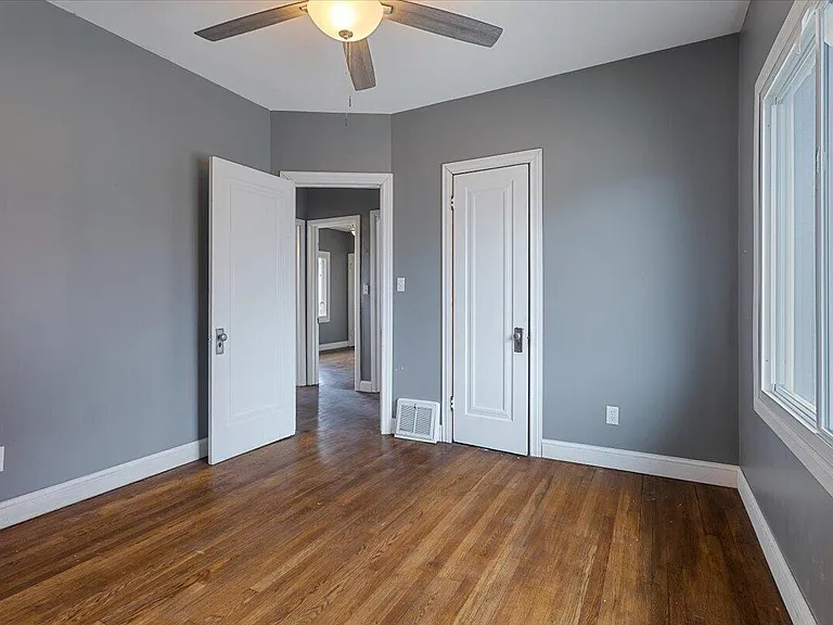 456 Bridge St — Photo 17