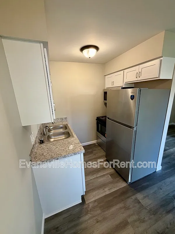 1 bed, 1.0 bath, $750 — Photo 3