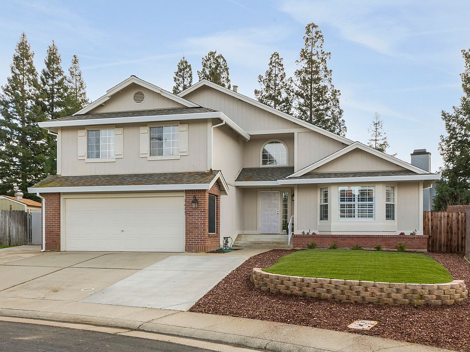1st image of 1415 Everett Way