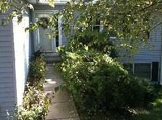 374 Hiawatha Dr, Lake In The Hills, IL 60156