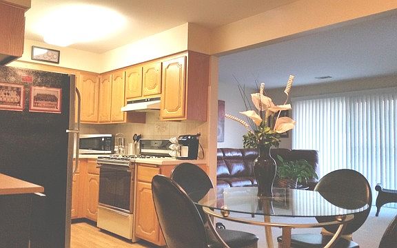 5th image of 11008 S Keating Ave APT 3F