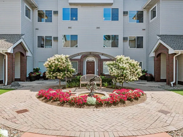 7520 Edinborough Way APT 2113, Edina, MN 55435