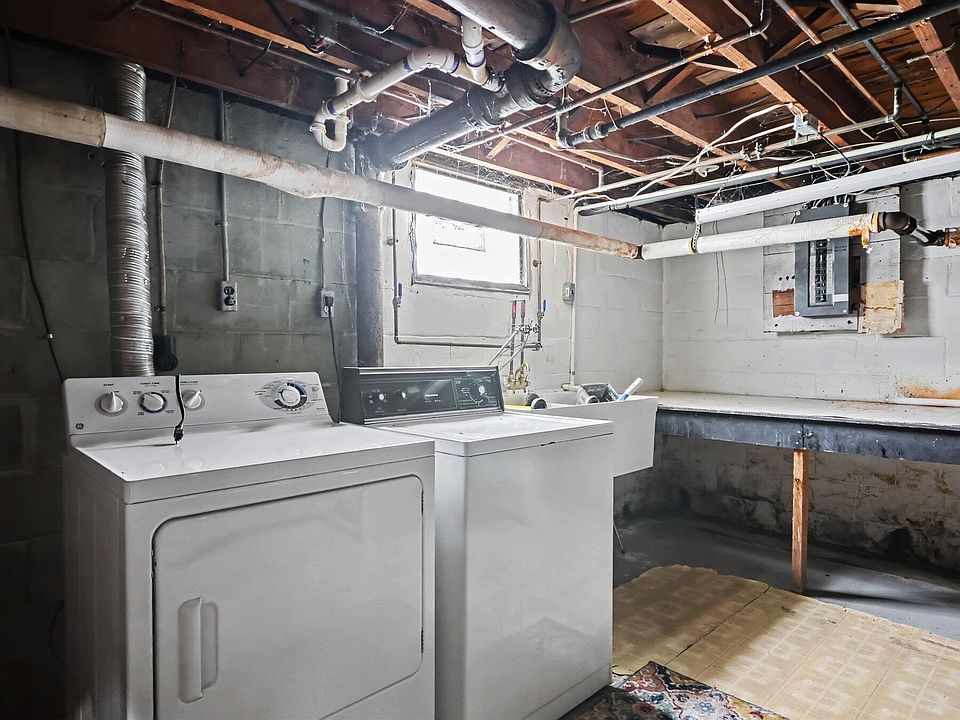 115 Eastman St, photo 23